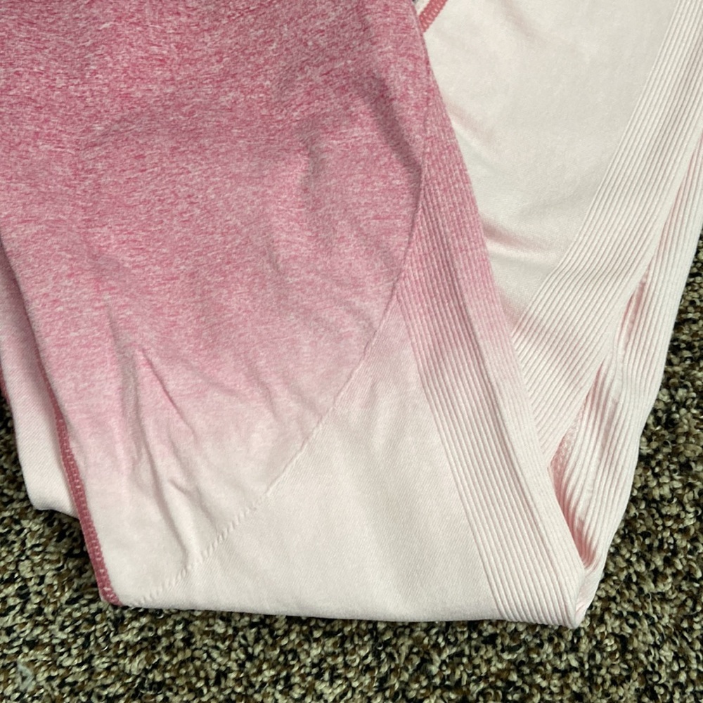 Amazon Pink Ombré Ribbed Leggings, worn once - Picture 4 of 6